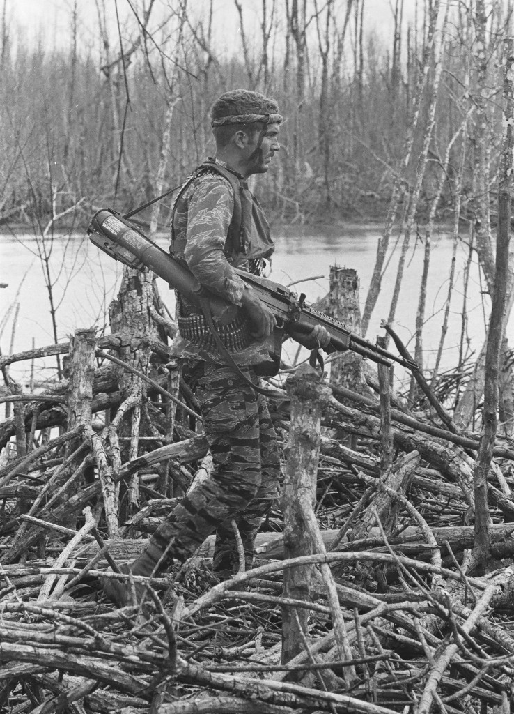 us navy seal weapons during the vietnam war