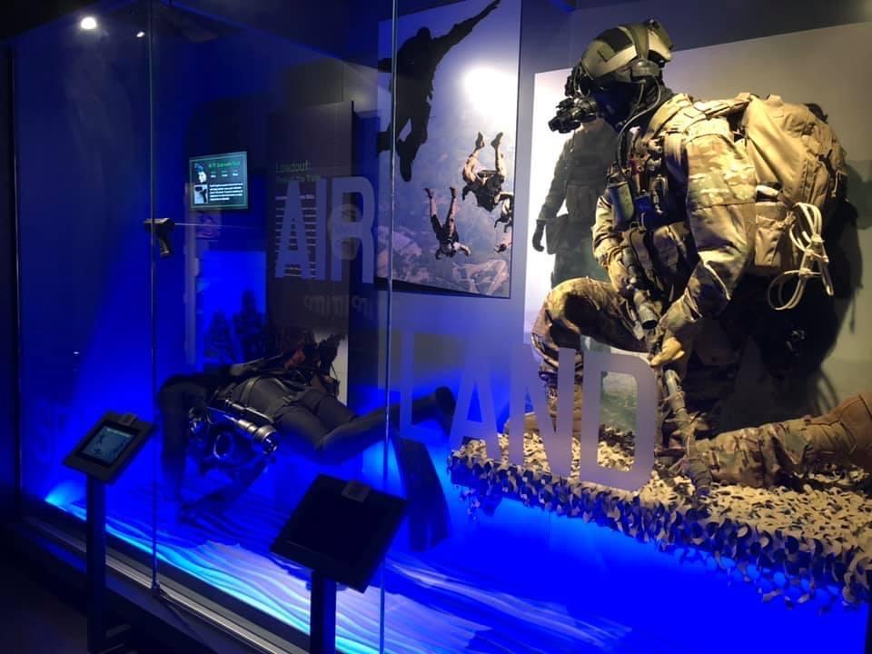 Warm Holiday Wishes From the Navy SEAL Museum